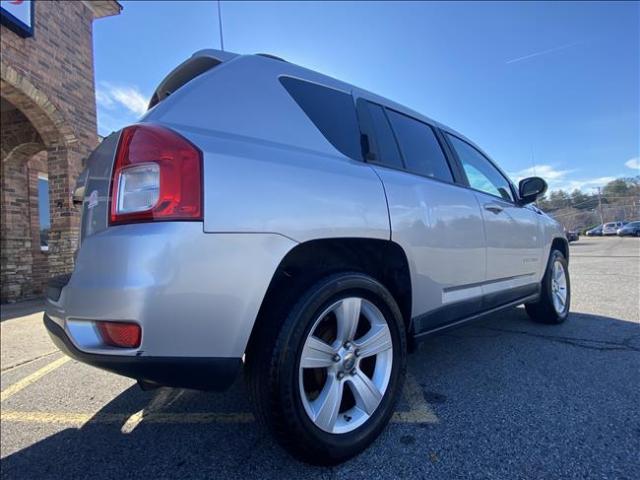 2011 Jeep Compass - Image 4