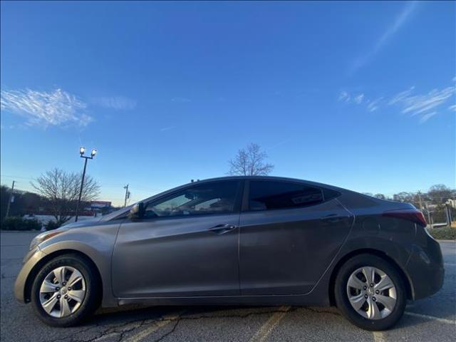 2016 Hyundai Elantra - Image 6