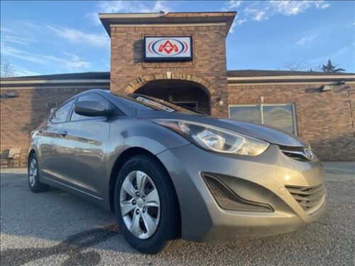 2016 Hyundai Elantra at Auto Masters