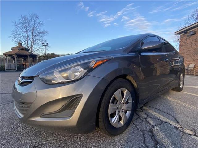 2016 Hyundai Elantra - Image 7