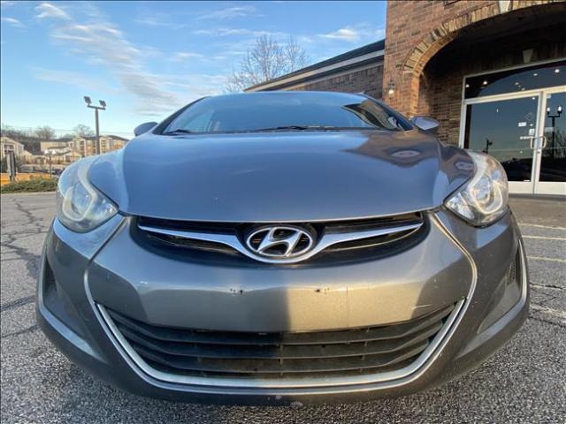 2016 Hyundai Elantra - Image 8