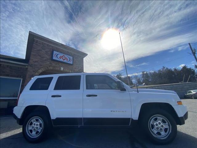 2012 Jeep Patriot - Image 2