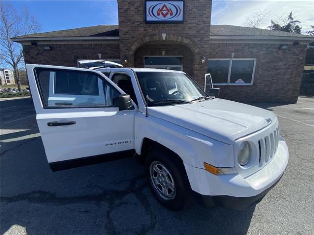 2012 Jeep Patriot - Image 18