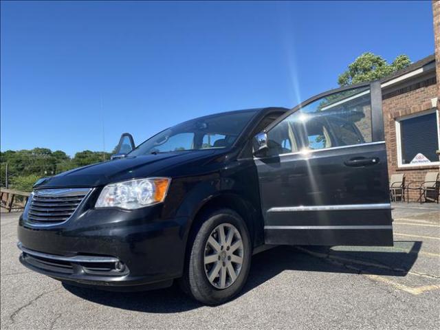 2012 Chrysler Town & Country - Image 24