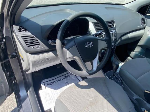 Hyundai Accent 2014 - Imagen 10