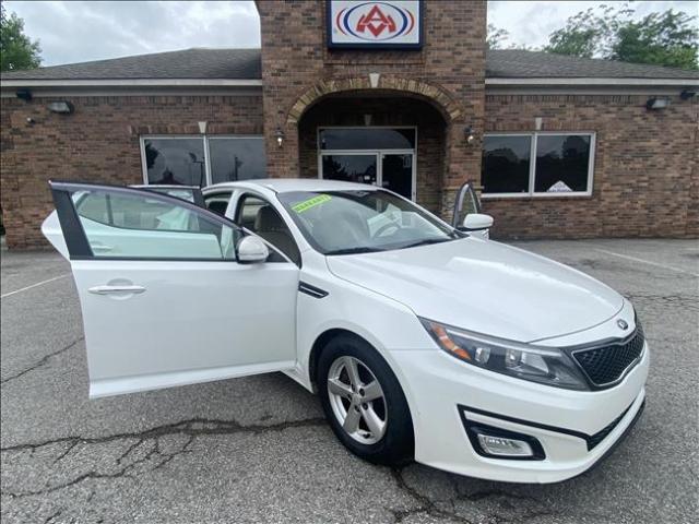 2015 Kia Optima - Image 15
