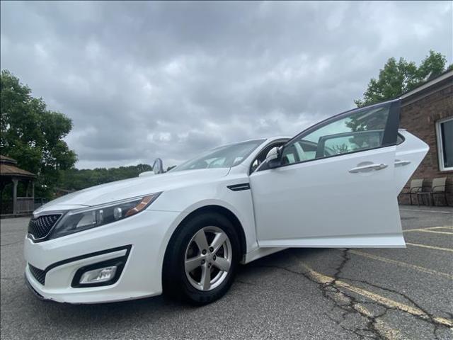 2015 Kia Optima - Image 20