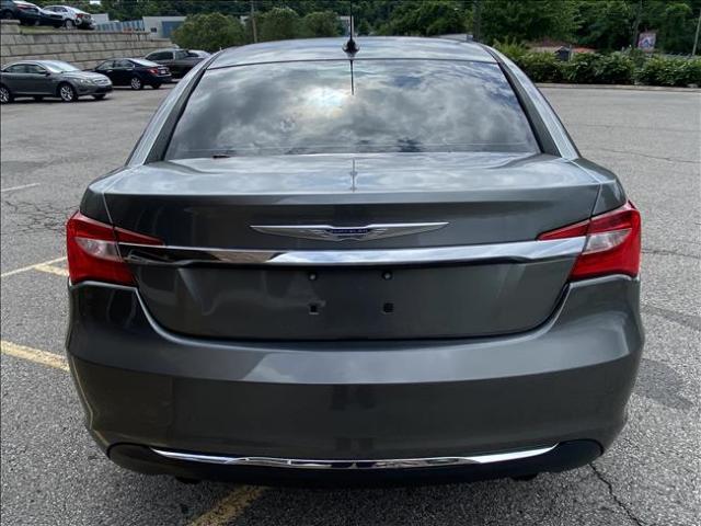 2012 Chrysler 200 - Image 4