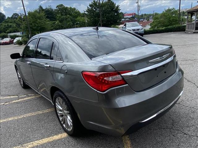 2012 Chrysler 200 - Image 5