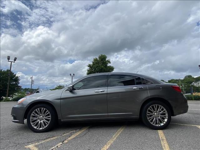 2012 Chrysler 200 - Image 6