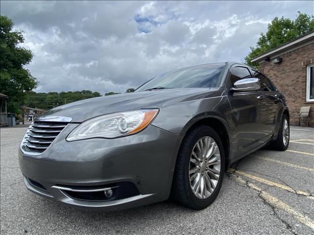 2012 Chrysler 200 - Image 7
