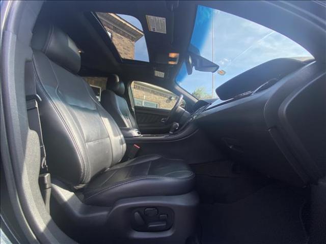 2016 Ford Taurus - Image 15