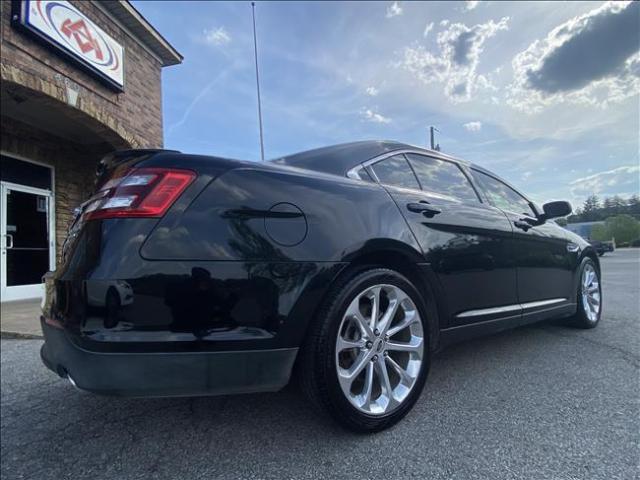 2016 Ford Taurus - Image 19