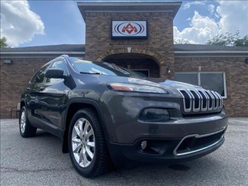 2015 Jeep Cherokee at Auto Masters