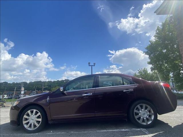 2011 Lincoln MKZ - Image 3