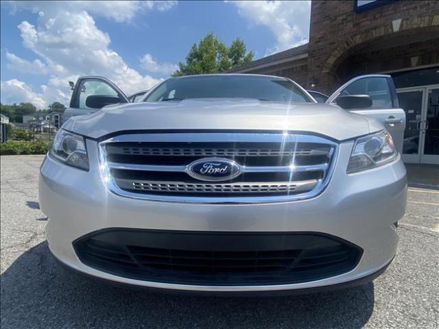 2012 Ford Taurus - Image 16