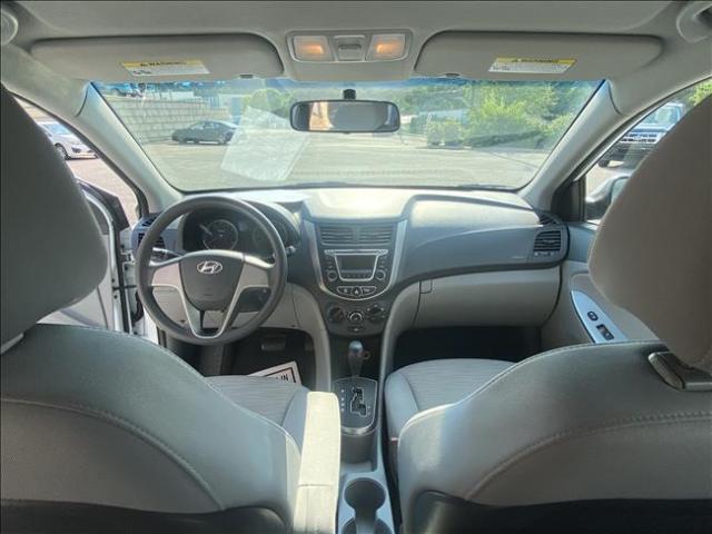 2017 Hyundai Accent - Image 11