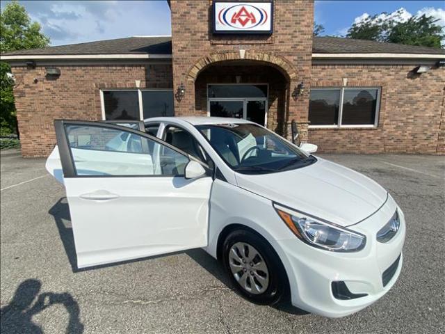 2017 Hyundai Accent - Image 17