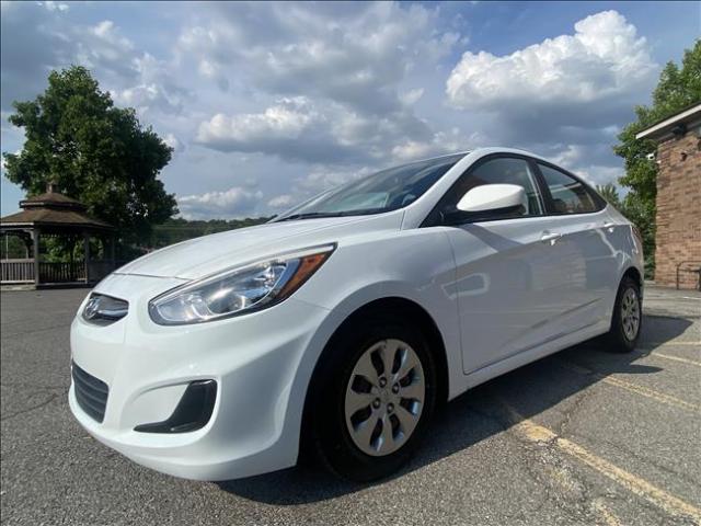 2017 Hyundai Accent - Image 7