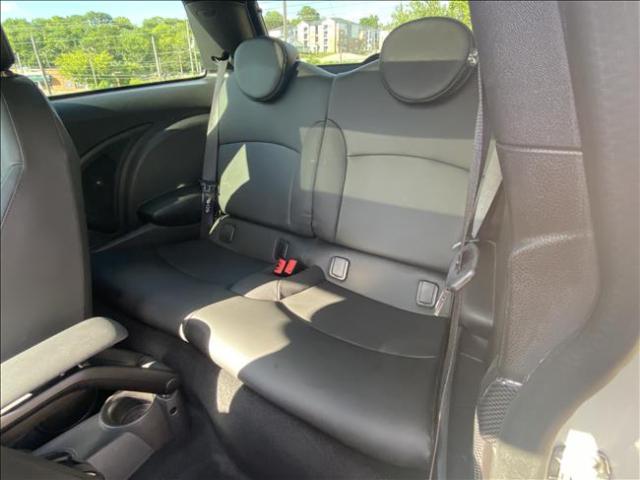 2011 MINI Hardtop - Image 14