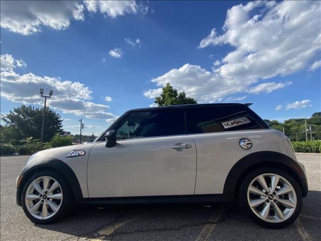 2011 MINI Hardtop - Image 6