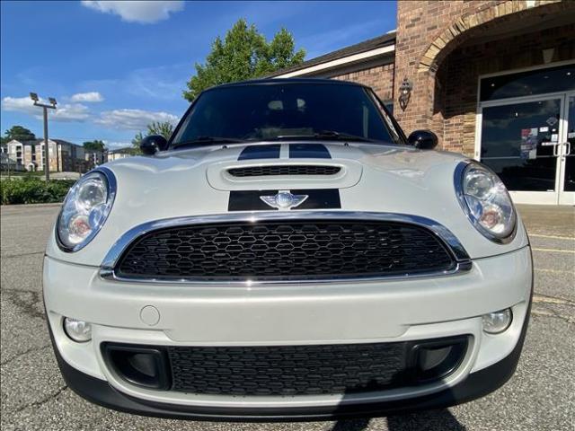 2011 MINI Hardtop - Image 8