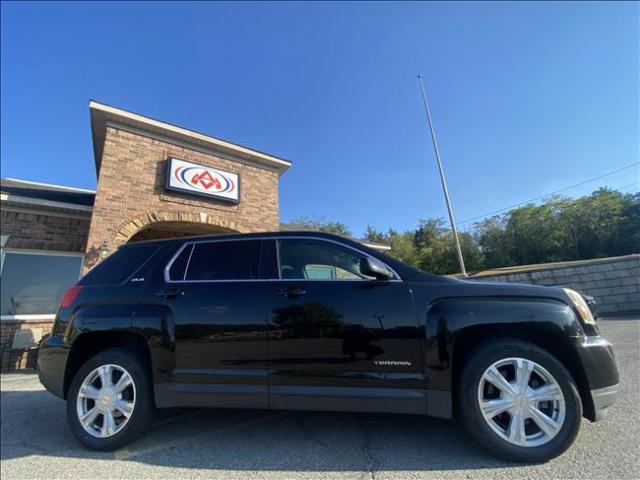 2017 GMC Terrain - Image 2