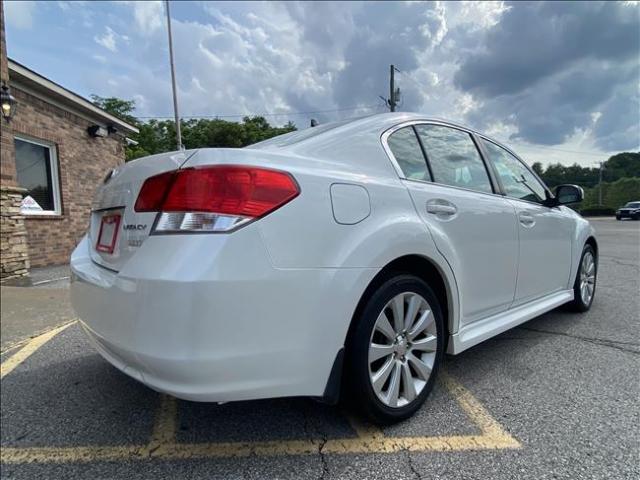 2011 Subaru Legacy - Image 19