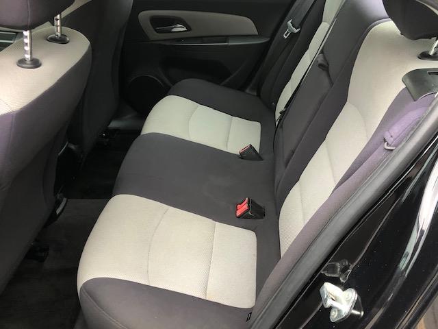 2012 Chevrolet Cruze - Image 11