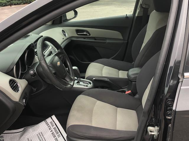 2012 Chevrolet Cruze - Image 9