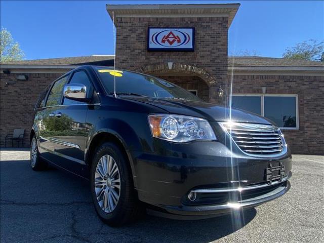 2014 Chrysler Town & Country at Auto Masters