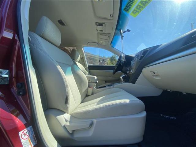 2011 Subaru Outback - Image 15