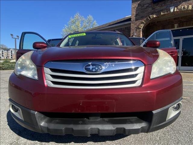 2011 Subaru Outback - Image 17