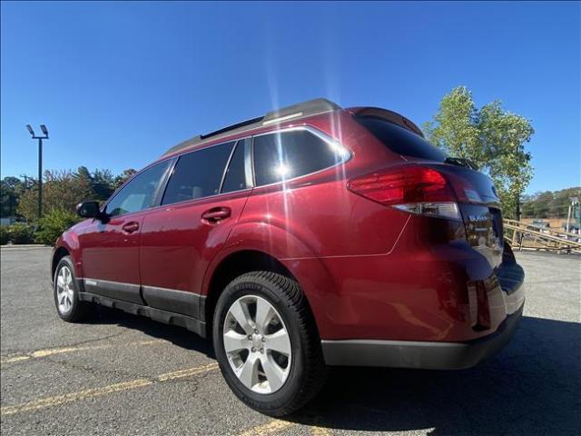 2011 Subaru Outback - Image 5