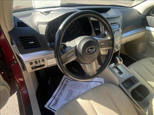 2011 Subaru Outback - Image 10